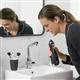 Verwendung der Schwarzen WP-562 Cordless Advanced Munddusche